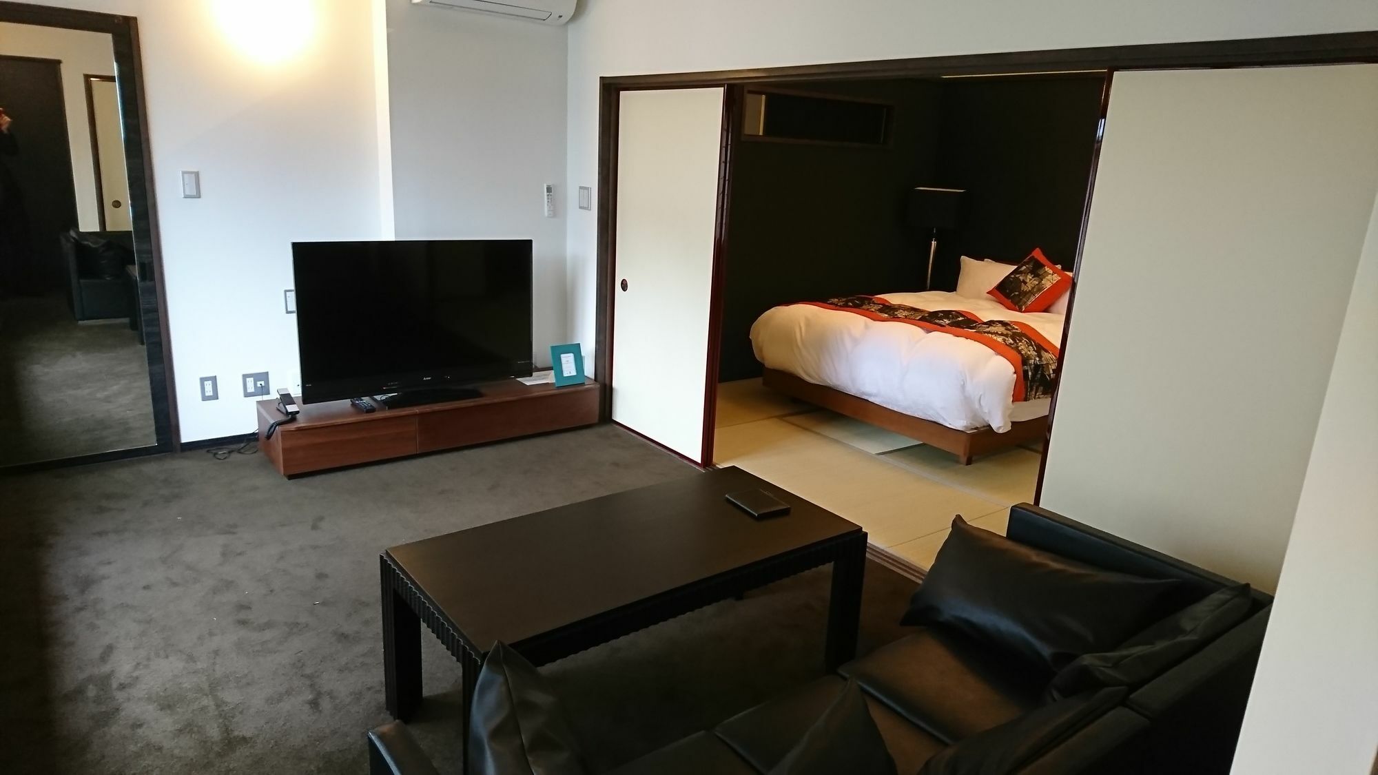 传统日式旅馆 上七轩 亿日式旅馆